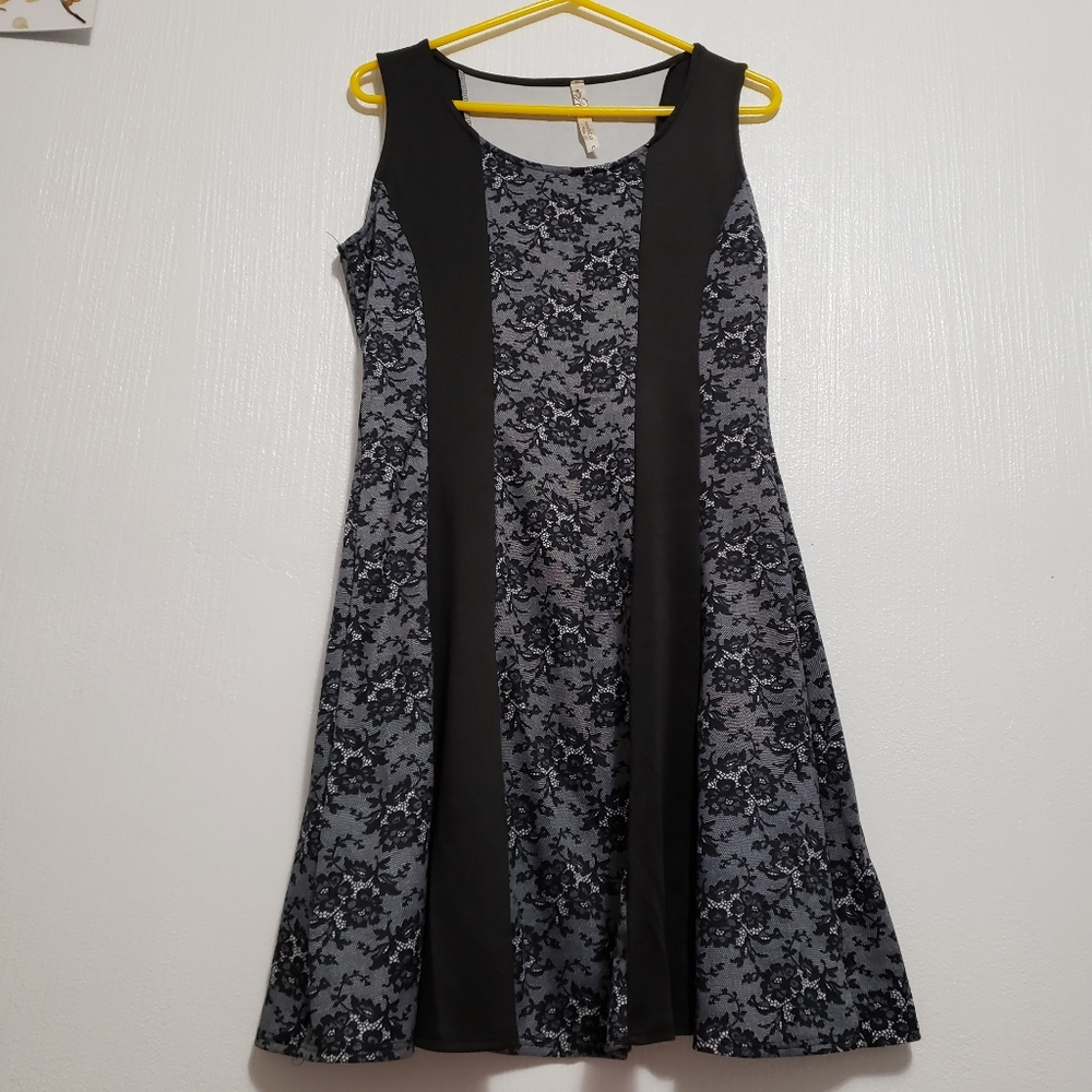 Andrea Missy | Black & white floral dress